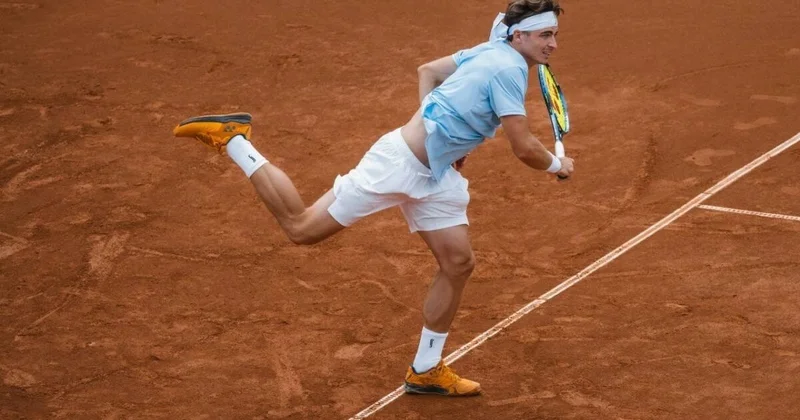 Казахстанец вышел в основную сетку теннисного турнира в Марокко