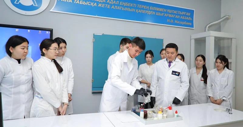 С.Аманжолов университеті ғылымды дамытуға ерекше ден қойған
