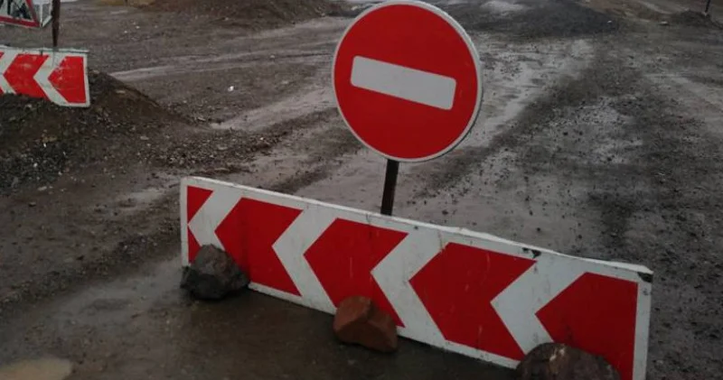 “Келіспесе, сотқа жүгіне алады“ аудан әкімі Алматыда тұрғын үйлерді бұзу кезіндегі өтемақы туралы