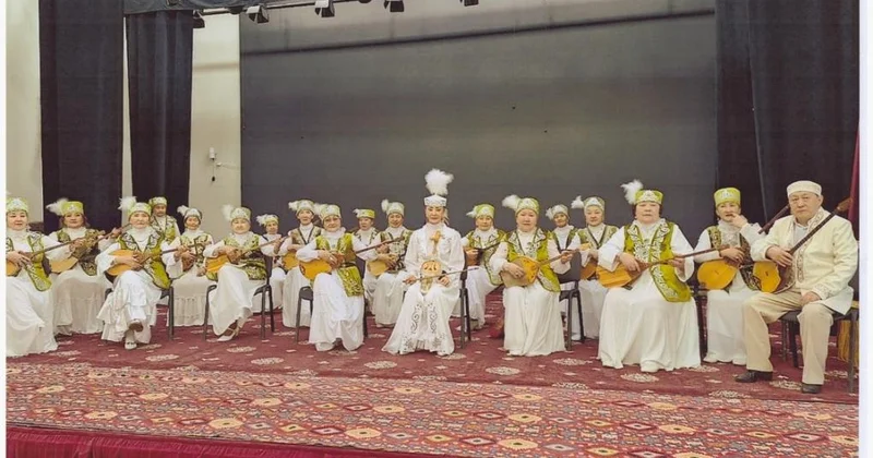 Столичные бабушки домбристки вернулись из Кыргызстана с главным призом