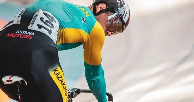 Кирилл Курдиди принес Казахстану первое золото чемпионата Азии по велотреку