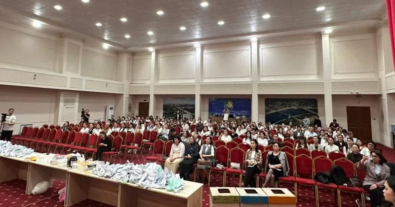 ​Атырау мен Талдықорғанда оқушылар қоқыс сұрыптауды үйреніп жатыр