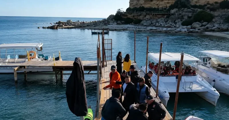 Мужчина упал в море во время массовой драки в Актау