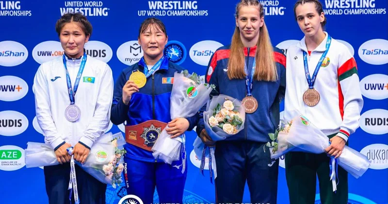 Айша Абдималик выиграла серебро ЧМ по видам борьбы в Азербайджане