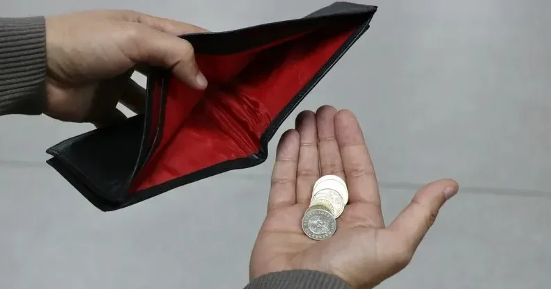 Ақтөбе облысында төрт мектептің күзетшілері жалақыларын ала алмай, қиналып жүр