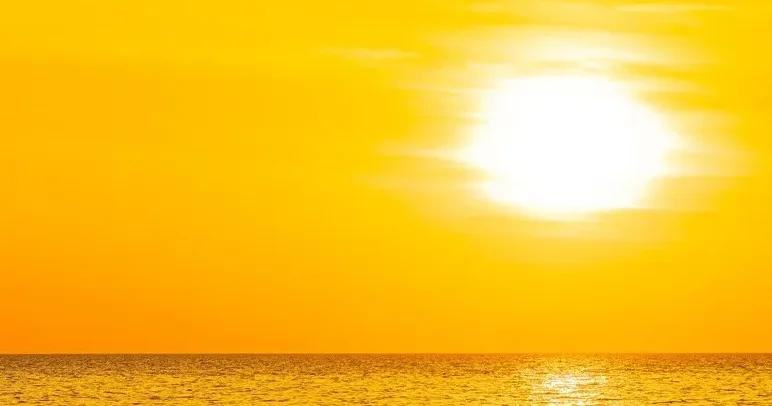 Күн 44 градусқа дейін ысиды . Еліміз бойынша дауылды ескерту жарияланды