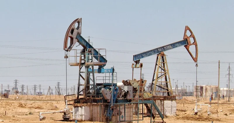 Своя нефтянка ближе к телу?