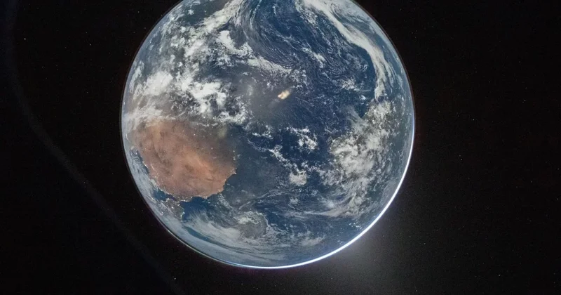 NASA запустило телескоп, который будет искать жизнь за миллионы миль от Земли