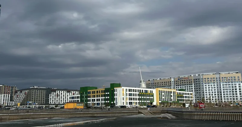 Как Хан Шатыр исчез за высотками: что пошло не так с застройкой Астаны