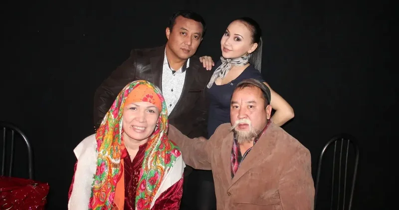 Перизат Қайраттың бұрын танымал актерлермен бір театрда жұмыс істегені белгілі болды