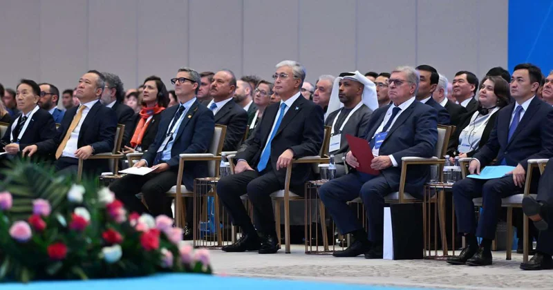 Глава государства принимает участие в форуме Казахстан территория академических знаний