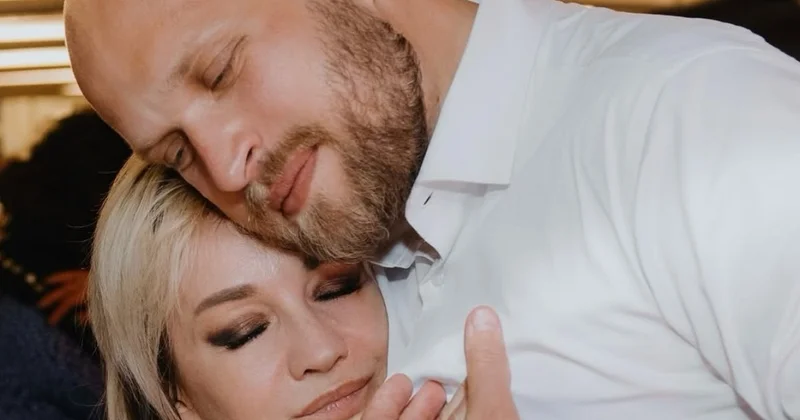 6 лет... : Татьяна Буланова обратилась к третьему супругу