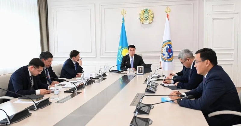 Дархан Сатыбалды Алматының санитарлық ахуалына бақылауды күшейтуді тапсырды