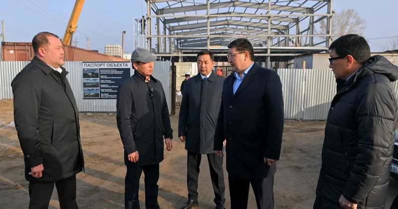 Берік Уәли Семейдегі үш денешынықтыру сауықтыру кешенінің құрылыс барысымен танысты