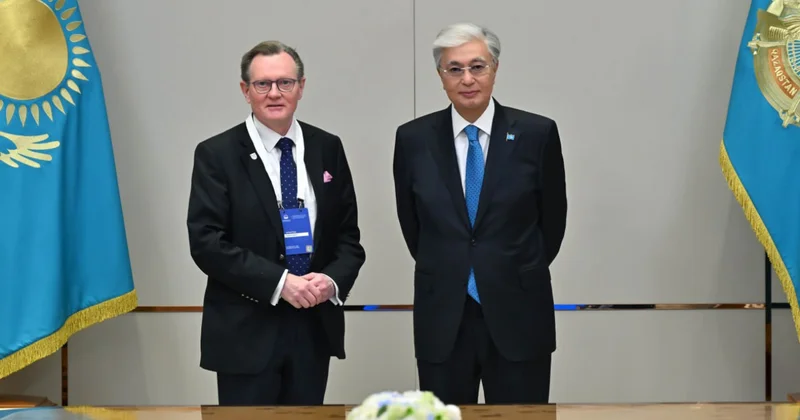 Президент Queen’s University Belfast басшысын қабылдады