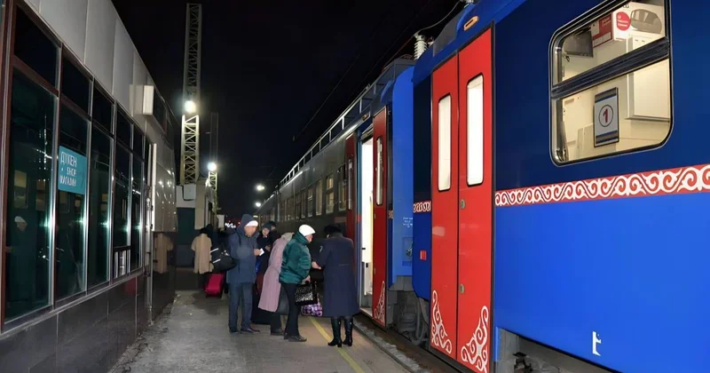 Скидку в 25% на билеты в одном из поездов между Астаной и Алматы объявил перевозчик
