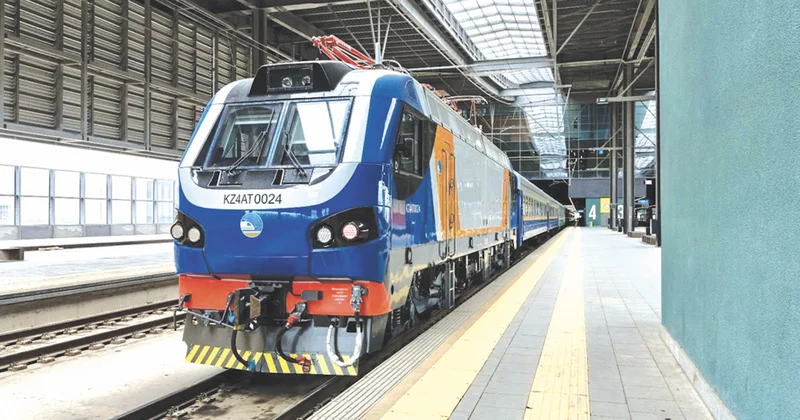 Более 80 поездных бригад КТЖ встретят Новый год в пути