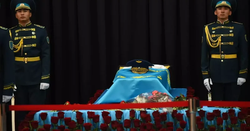 Ғарышкер, халық әртісі, атақты жазушы: 2025 жылы өмірден өткен нар тұлғалар