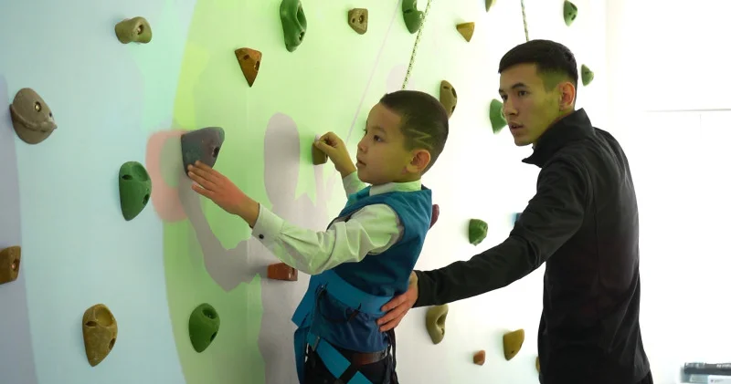 ТШО ның желтоқсандағы әлеуметтік инвестициялары: адамдарға бағытталған қолдау