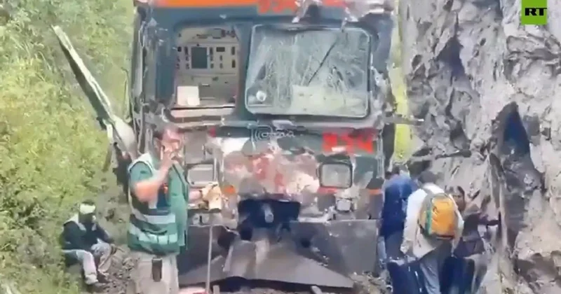 Два поезда столкнулись у древнего города Мачу Пикчу в Перу, есть погибшие