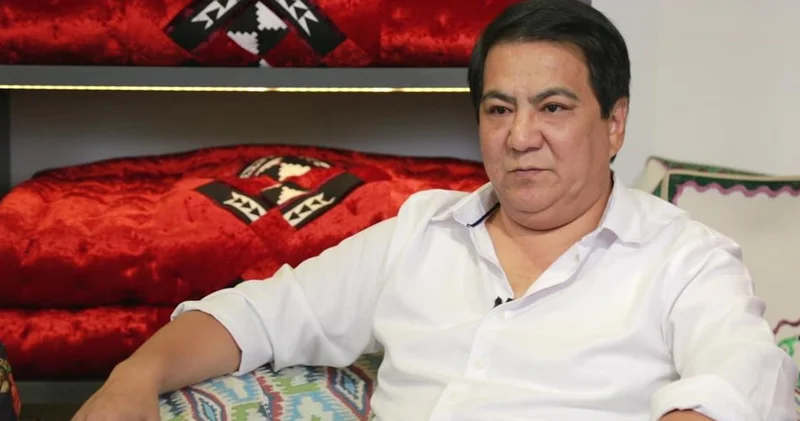 Біреуге міндетсінбеу керек! : танымал әртіс намаз оқитындарды сынға алды