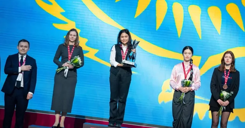Золото для Казахстана: Бибисара Асаубаева выиграла чемпионат мира по блицу в Дохе