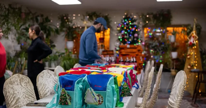 Более 200 детей получили новогодние подарки в рамках благотворительной акции RAMS Almaty "Благие дела"